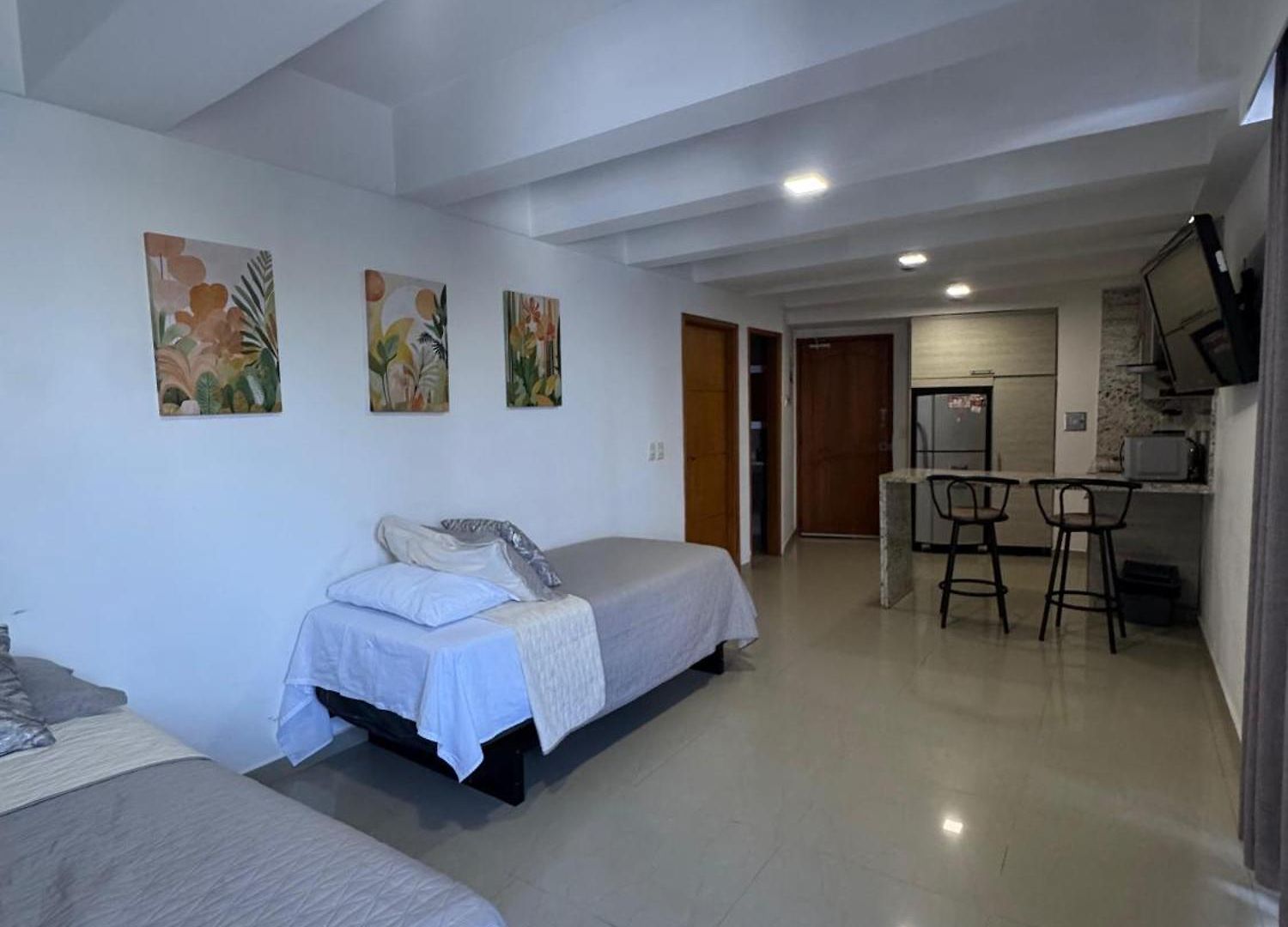 Lovely With Pool And Views Cartagena