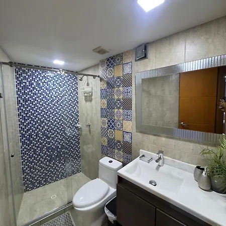 Lovely With Pool And Views